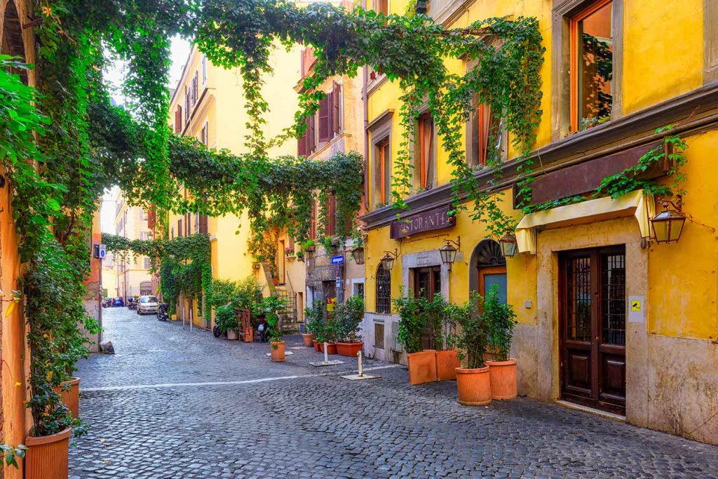 cobbed streets Trastevere