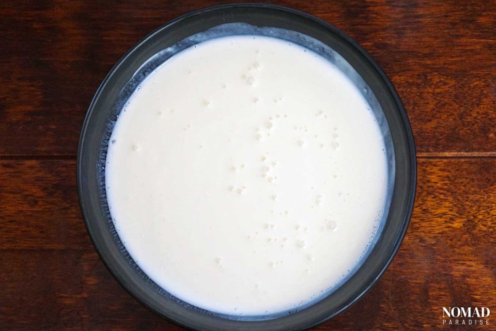 Okroshka recipe step-by-step (step 5 - the kefir mixture).