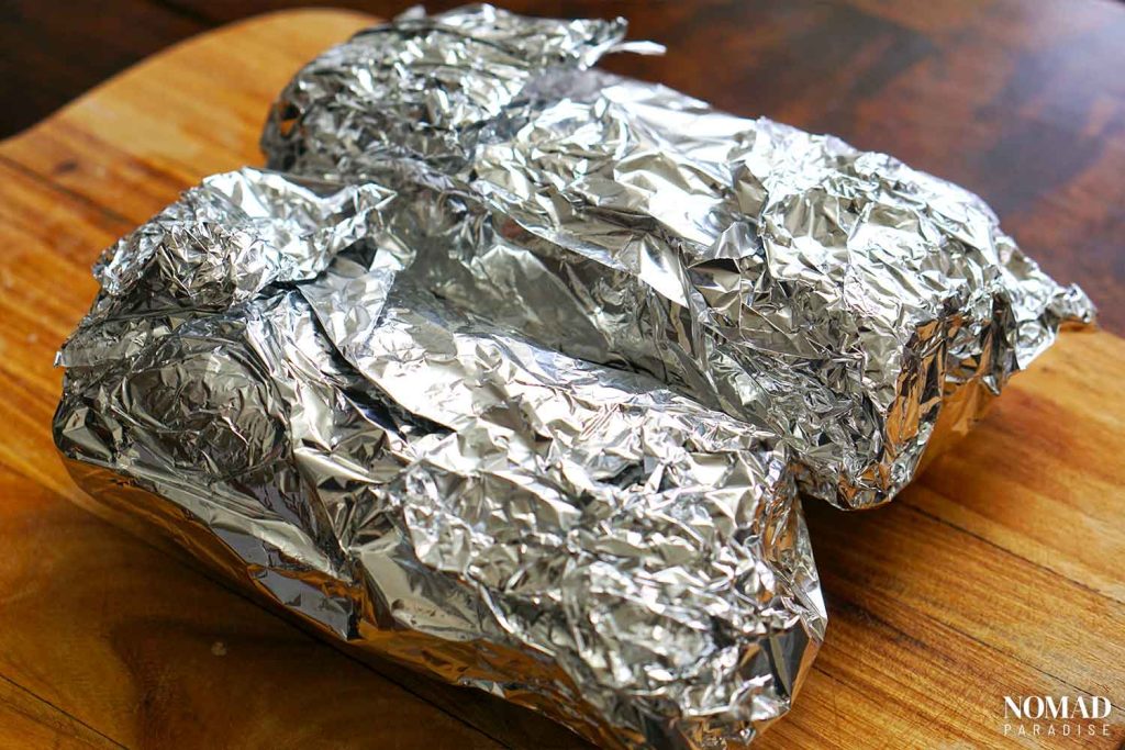 Pepper and Egg Sandwich step by step (wrapping the bread in foil to warm up in the oven)