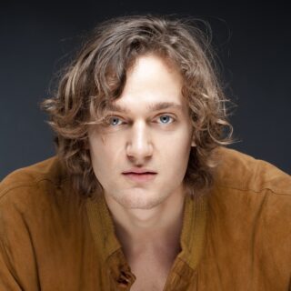 Chin-Length Haircuts For Men