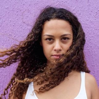 curly hair highlights