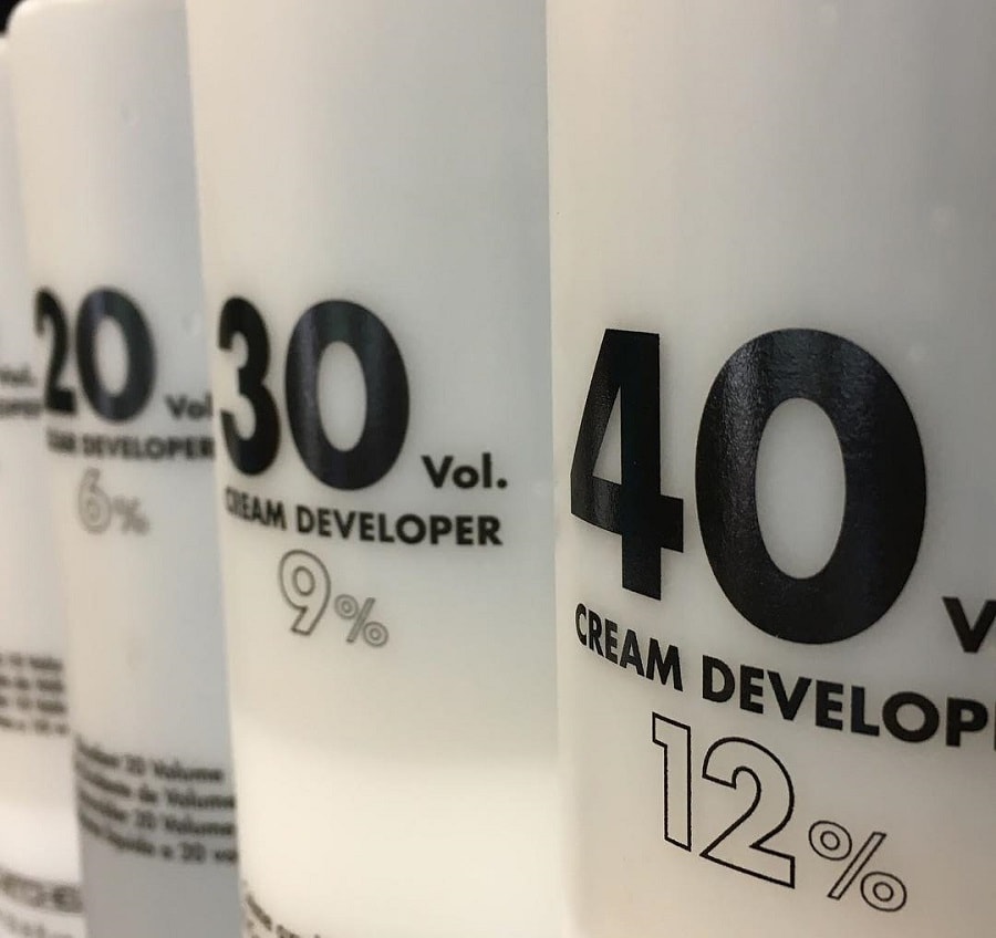 developer volume to use with baking soda for lightening hair