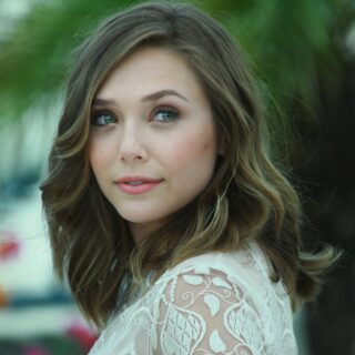 Elizabeth Olsen Hairstyle