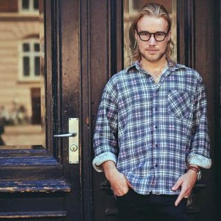 guy with blonde highlights