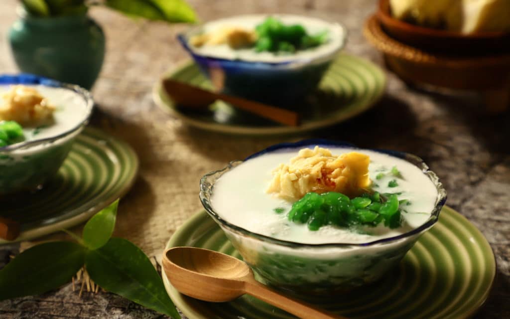 Indonesian Dessert: Es Cendol (Green Jelly with Iced Sweet Coconut Milk)