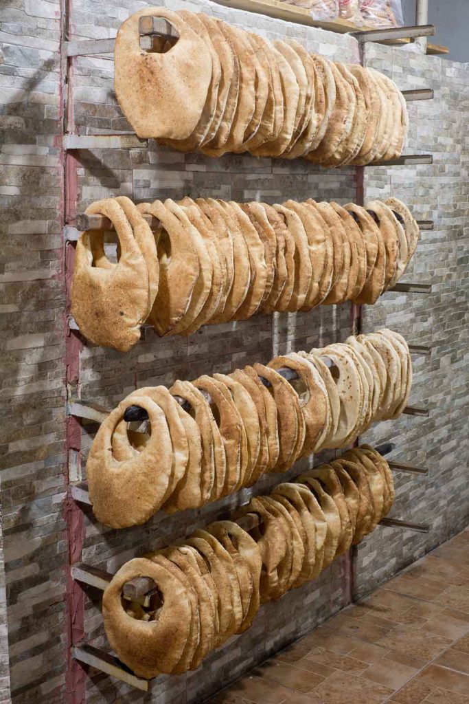 Lebanese Food: Kaak – Lebanese Purse Bread