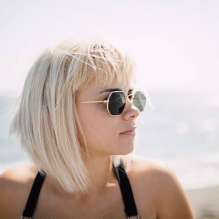 medium layered bob