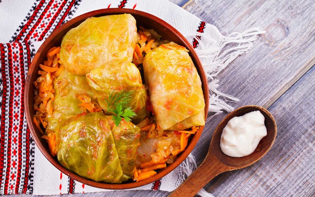 Romanian Food: Sarmale (Cabbage Rolls)