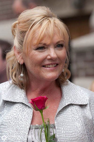 mother of the groom hairstyles 13-min