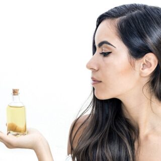 pros and cons of oiling hair before dying