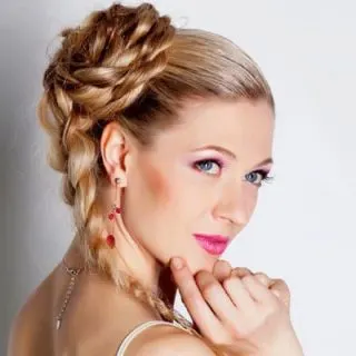 women favorite Braided Bun Hairstyles