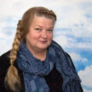braided hairstyles for older women