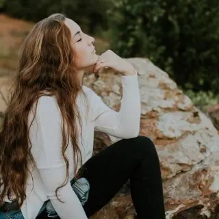 brown hair with blonde highlights
