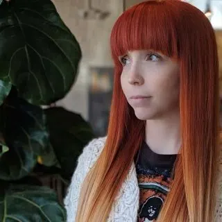 women with copper ombre hair
