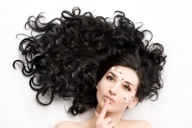 curly hair