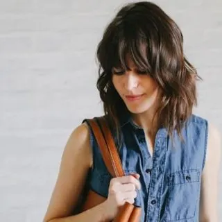 curtain bangs hairstyle for women