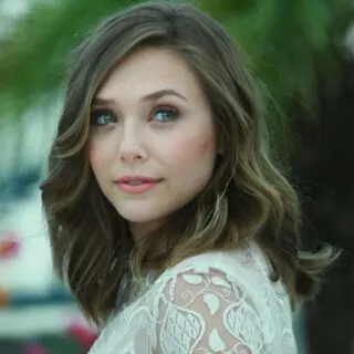 Elizabeth Olsen Hairstyle
