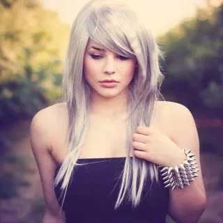 emo hairstyle for teen girls