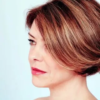 feathered bob