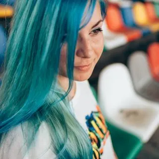 How to Fix Hair Turned Green After Dying Blue