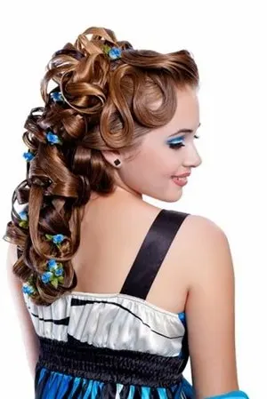 curly hair for teen Girls