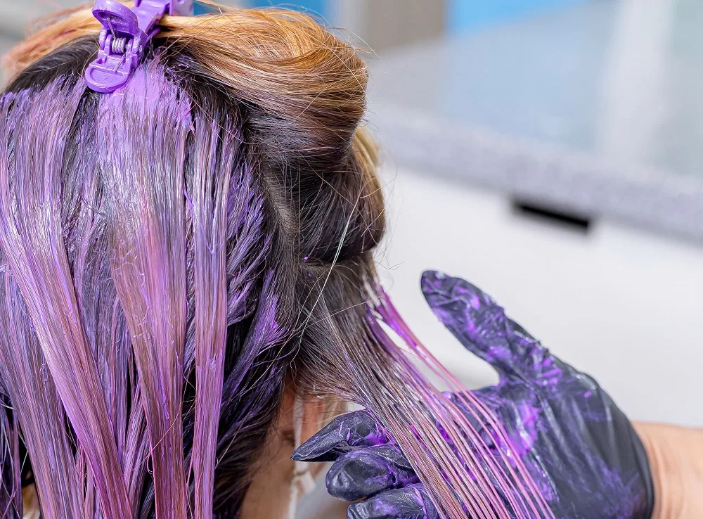 how long to leave toner on hair?