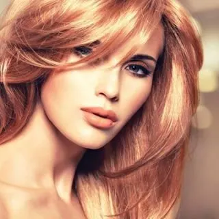 Layered Wavy Hairstyle for Medium Length Hair-min