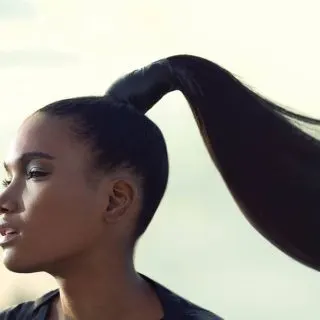 black long ponytail hairstyle for women