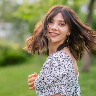 low maintenance medium length haircut