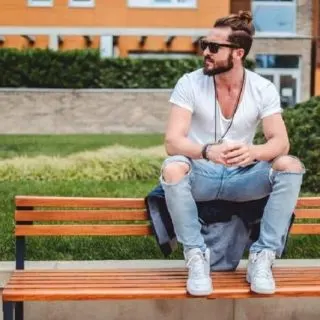 man bun hairstyles with undercut