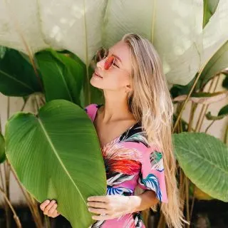 mexican women with blonde hair