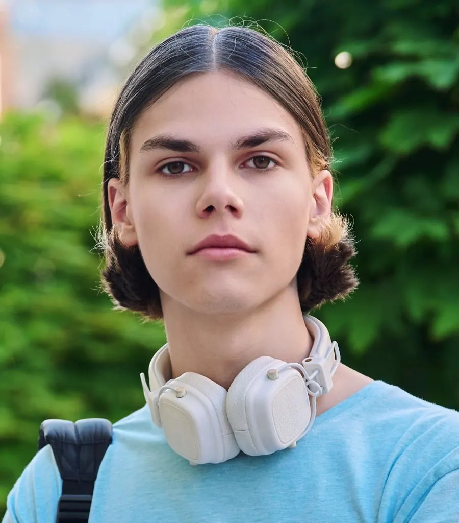 middle part bob for high school boy