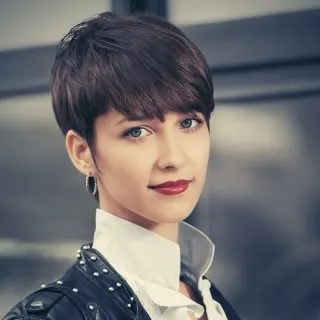 pixie cut for teenage girls