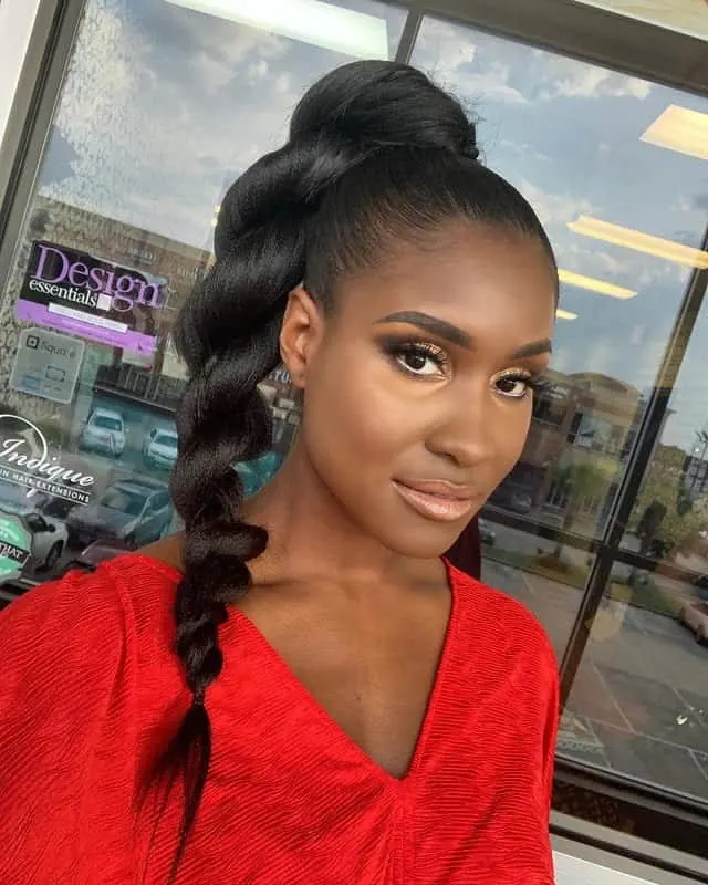 black ponytail hairstyle