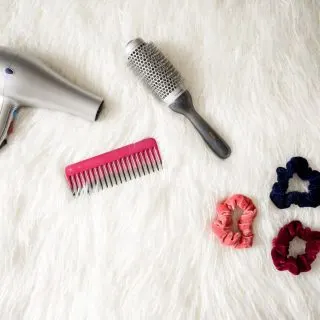 quiet hair dryers featured image