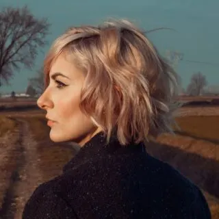 razor cut bob for women