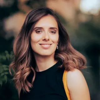 reverse balayage hairstyle