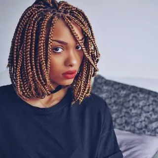 Short Box Braid hairstyle for black girl