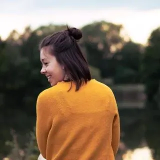 short brown hairstyles