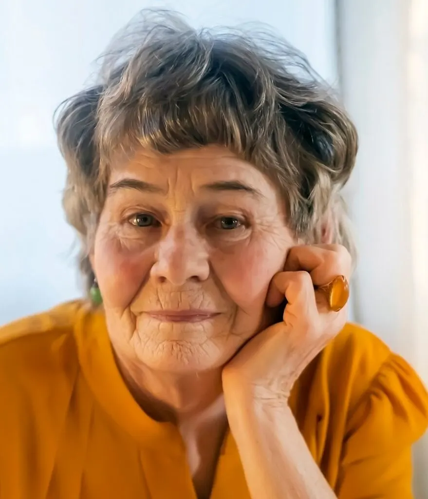 short layered haircut for older women