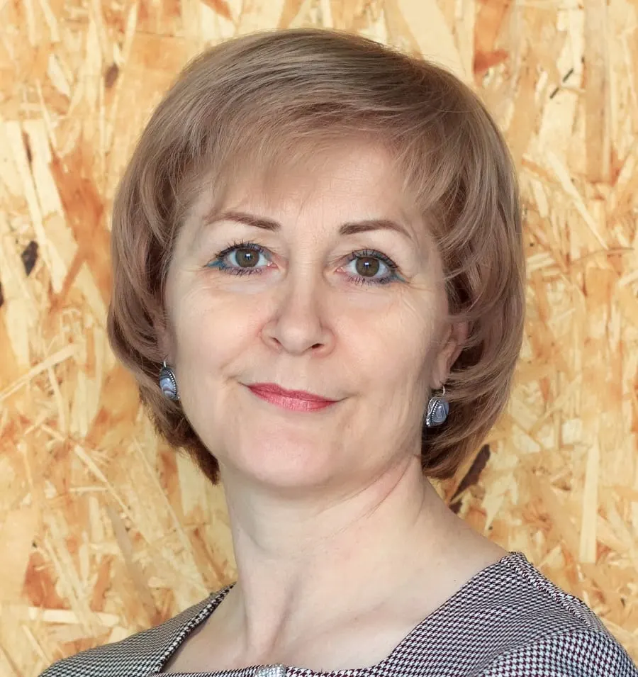short shag haircut for women over 50
