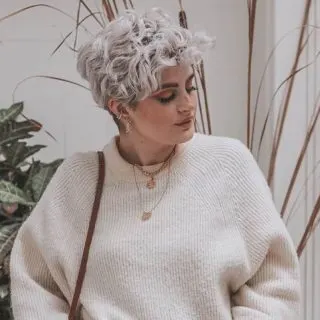 textured pixie cut