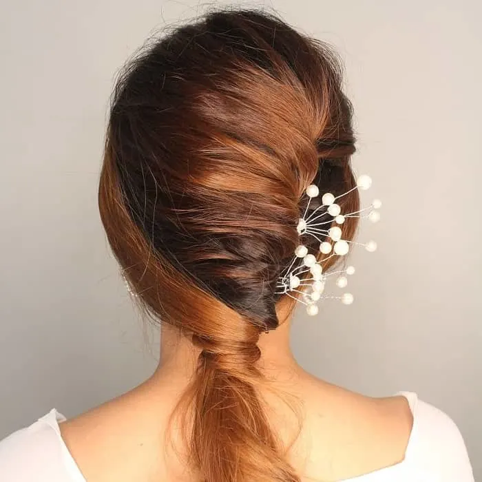 twist ponytail