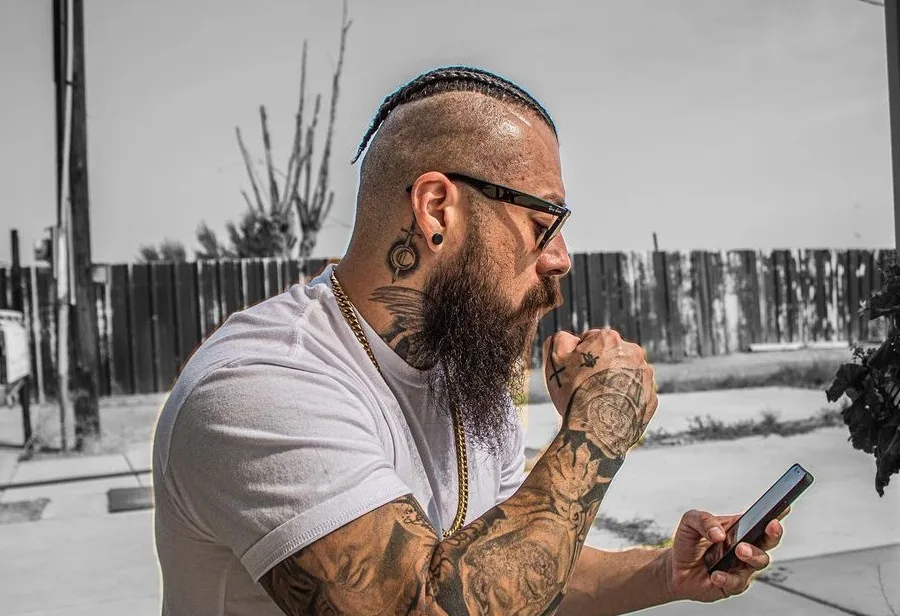 short viking braids for men