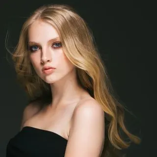warm blonde hair color