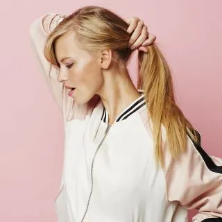 how to hide bangs