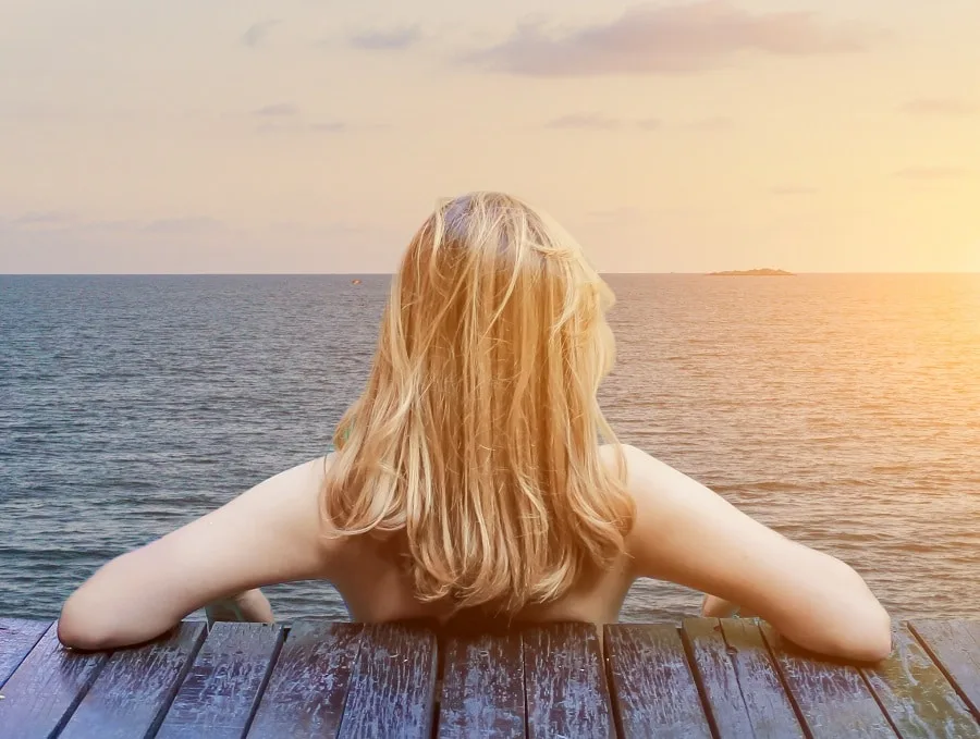 ways to protect dyed hair from chlorine water