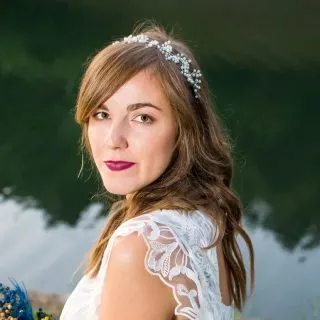 wedding hairstyle for thin hair
